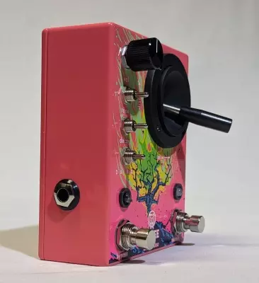 Walrus Audio - Melee Wall of Noise Reverb/Distortion Pedal 4